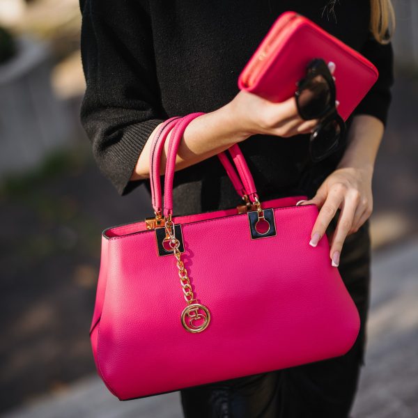 Set geanta portofel femei piele eco roz texturata cu bretea detasabila si doua compartimente Bernadette BSSET2205209 9