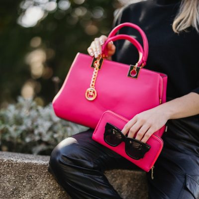 Set geanta portofel femei piele eco roz texturata cu bretea detasabila si doua compartimente Bernadette BSSET2205209 4