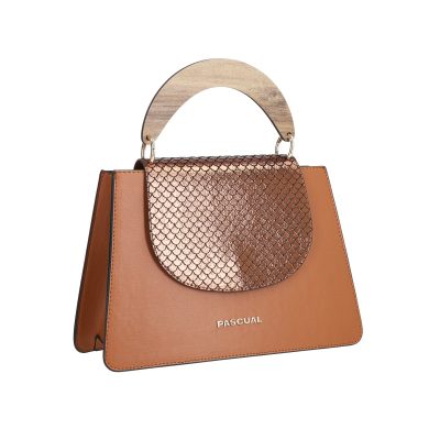 Genti Dama - Geanta casual dama din piele eco maro cu maner din lemn inchidere clapeta Pascual BSPAS2204134