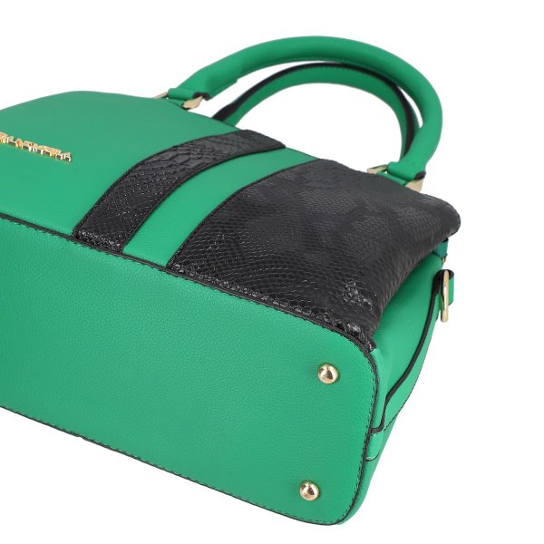 set geanta cu portofel casual femei piele ecologica neteda verde model texturat cu logo auriu bsset2209052 3