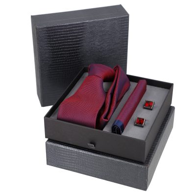 Seturi Cadouri Bărbați - Set elegant pentru Bărbați Cravată Batistă Butoni cutie gri BSMS2PC2210625