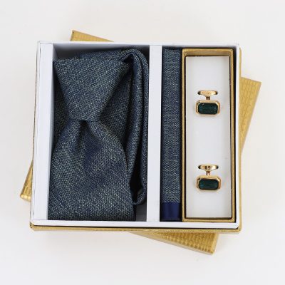 Pachet cadou pentru bărbați - Cravată verde, Batistă și Butoni în Cutie Aurie BSsetCR2310930