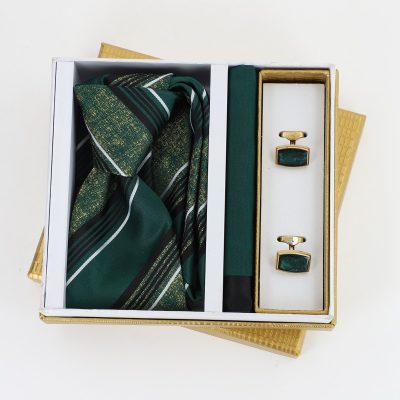 Pachet cadou pentru bărbați - Cravată verde, Batistă și Butoni în Cutie Aurie BSsetCR2310932