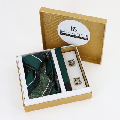 Cadouri Barbati - Pachet cadou pentru bărbați - Cravată Verde, Batistă și Butoni în Cutie Aurie BSsetCR2310926
