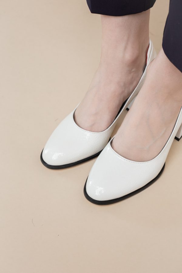 Pantofi cu Toc Gros Piele Ecologica Texturată Varf Rotund culoare Alb lucios(BS6122AY2401556) 177