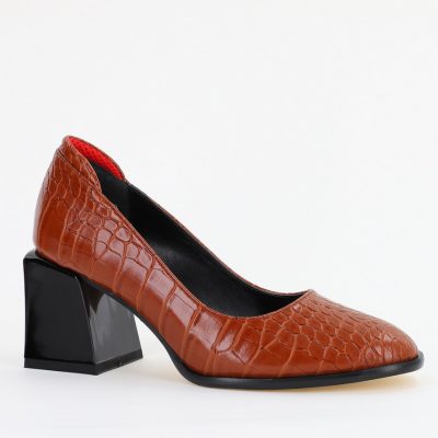 Incaltaminte Dama - Pantofi cu Toc Gros Piele Ecologica Texturată Varf Rotund culoare Maro(BS612CAY2401569)