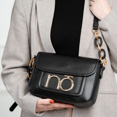 Geanta crossbody cu lanț decorativ Neagră Nobo NBAG-R0570-C020