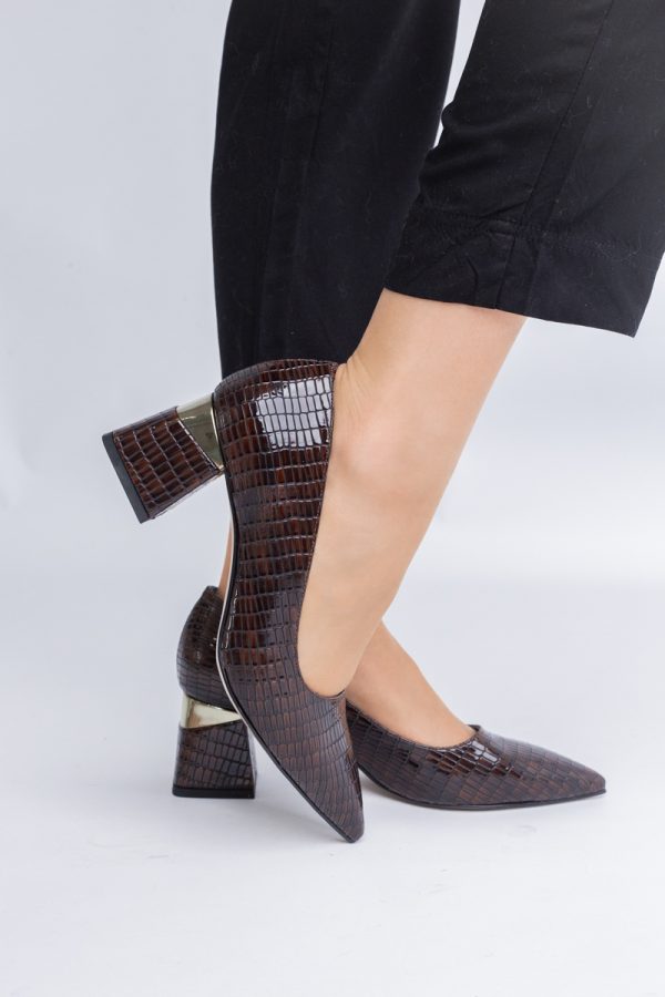 Pantofi Damă cu Toc Gros din Piele Ecologică texturată Cafeniu (BS51AY2402705) 5