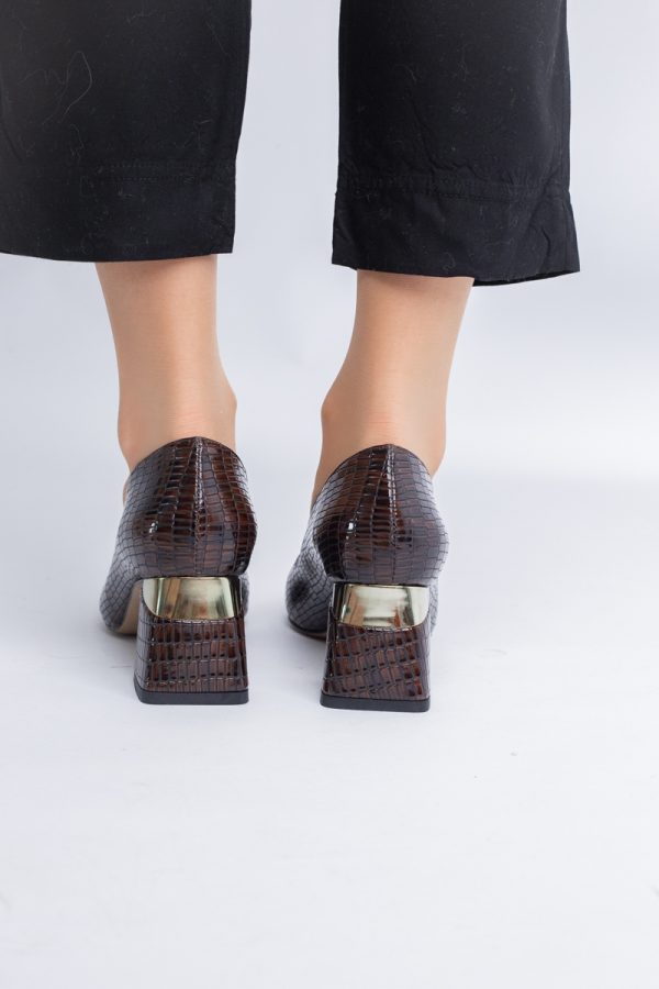 Pantofi Damă cu Toc Gros din Piele Ecologică texturată Cafeniu (BS51AY2402705) 9