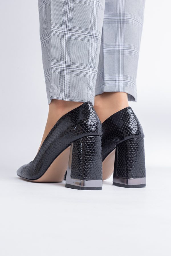 Pantofi Damă cu Toc Gros din Piele Ecologică texturată negru BS20AY2402726 9