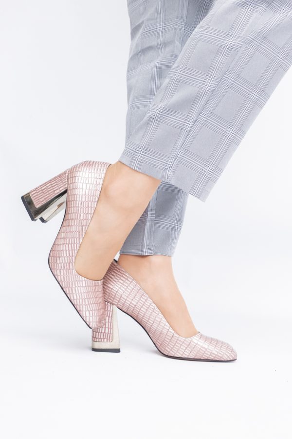 Pantofi Damă cu Toc Gros din Piele Ecologică texturată roz sampanie BS20AY2402730 5