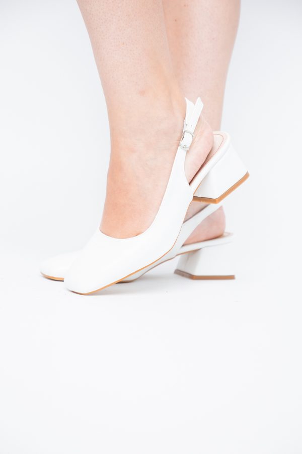 Pantofi Damă cu Toc Gros din Piele Ecologică culoare alb (BS420AY2404136) 175