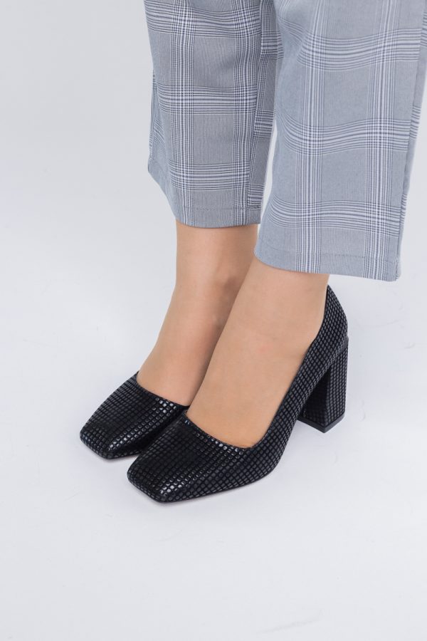 Pantofi Damă cu Toc Gros din Piele Ecologică texturată negru BS01AY2402760 7