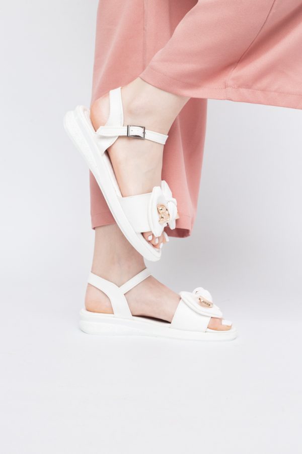 Sandale pentru femei cu fundiță din piele ecologică, culoarea alb (BS410SN2404192) 179