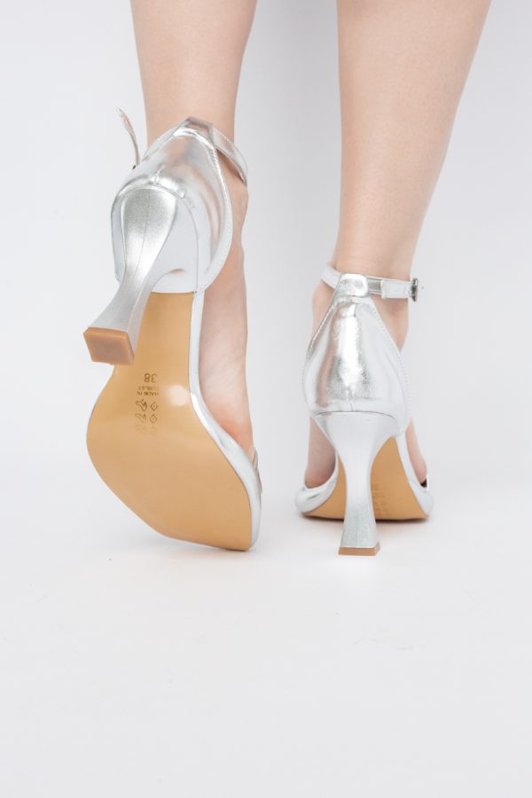 Sandale elegante pentru femei cu toc subțire din piele ecologică de culoare argintiu (BS001HSN2404178) 7