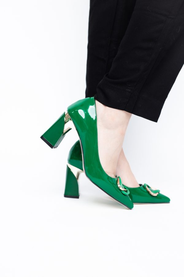 Pantofi pentru femei cu toc gros din piele ecologică în nuanța verde (BS300AY2404166) 173