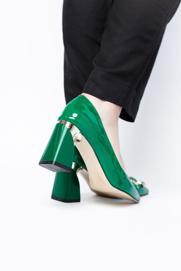 Pantofi pentru femei cu toc gros din piele ecologică în nuanța verde (BS300AY2404166) 175