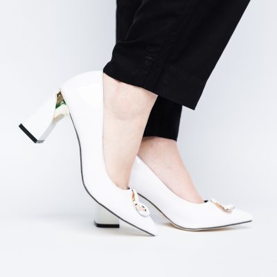 Pantofi pentru femei cu toc gros din piele ecologică în nuanța alb(BS300AY2404165)