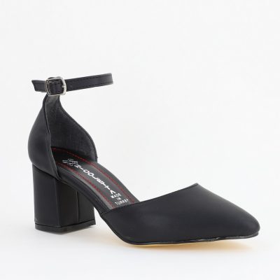 Pantofi pentru femei cu toc din piele ecologică și cataramă la gleznă în culoarea neagră BS30AY2403880