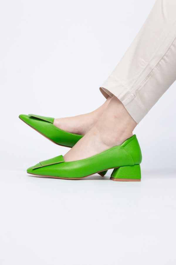 Pantofi Damă cu Toc Jos din Piele Ecologică Verde Benetton (BS500D2405287) 173