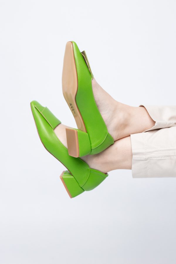 Pantofi Damă cu Toc Jos din Piele Ecologică Verde Benetton (BS500D2405287) 174