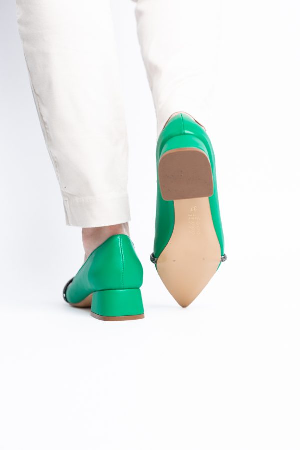 Pantofi Damă cu Toc Jos din Piele Ecologică culoare Verde (BS021AY2405462) 177