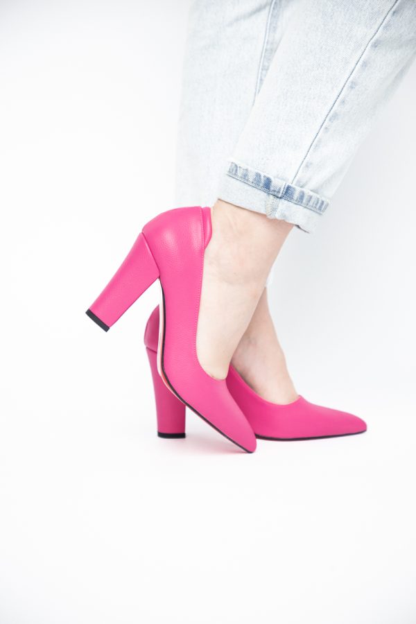 Pantofi pentru Femei cu Toc Gros Piele Ecologică Varf Ascutit culoare Fuchsia - BS980AY2405425 173