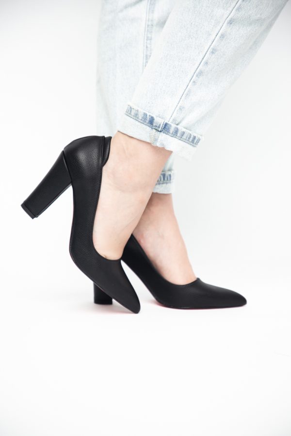 Pantofi pentru Femei cu Toc Gros Piele Ecologică Varf Ascutit culoare Negru - BS980AY2405428 173