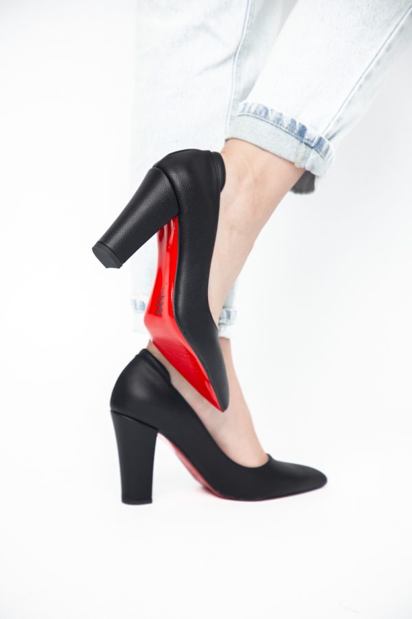 Pantofi pentru Femei cu Toc Gros Piele Ecologică Varf Ascutit culoare Negru - BS980AY2405428 179