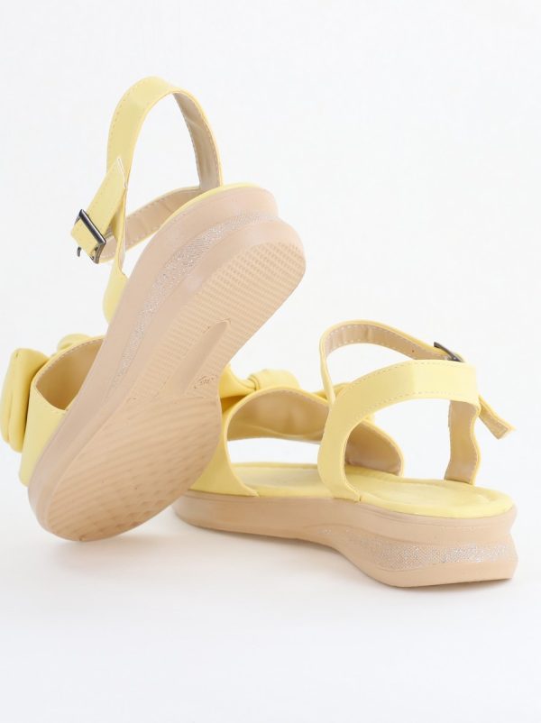 Sandale pentru femei cu fundiță din piele ecologică, culoarea Galben deschis (BS410SN2404252) 181